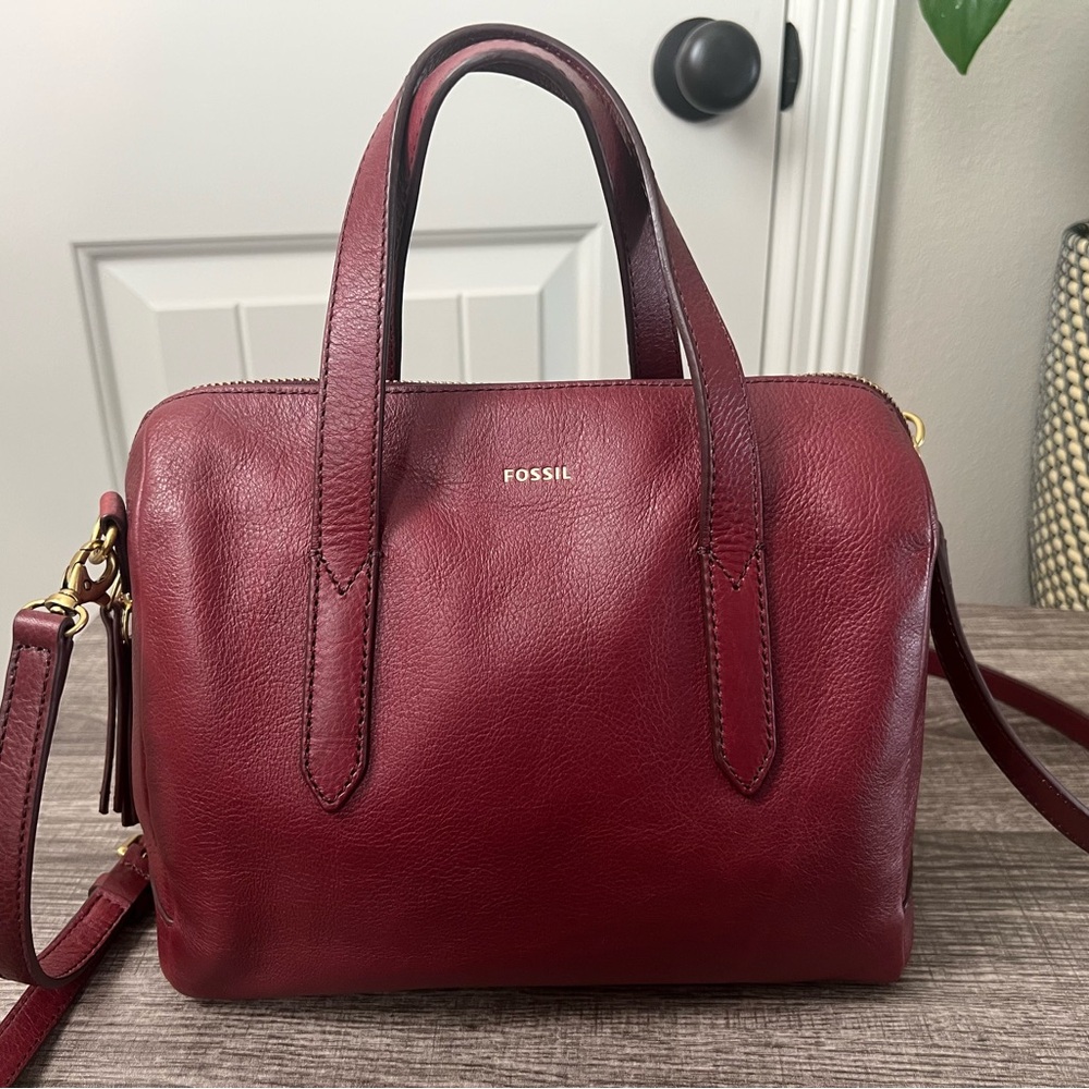 Fossil Women's Handbag Sydney Satchel in Wine Leather
